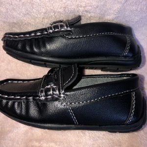 Todder Boys Size 5 Dress Shoes NWOT
